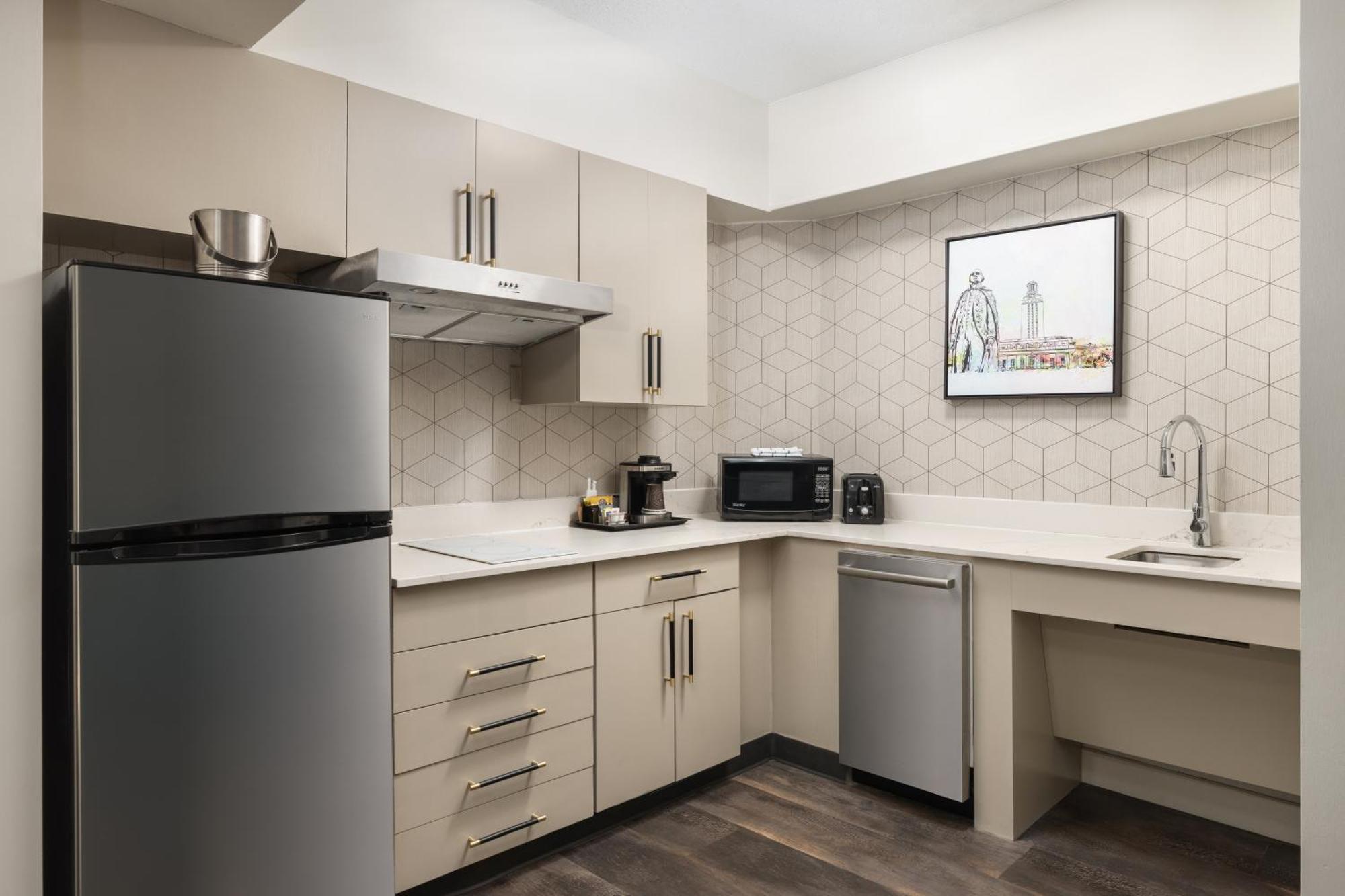 Doubletree Suites By Hilton Austin Downtown Capitol Εξωτερικό φωτογραφία
