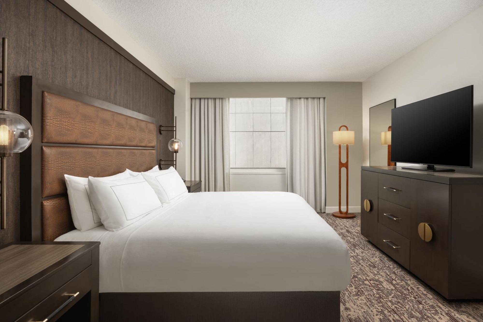 Doubletree Suites By Hilton Austin Downtown Capitol Εξωτερικό φωτογραφία
